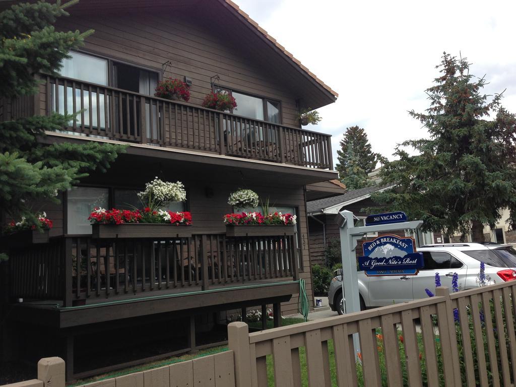 A Good Nite'S Rest Bed And Breakfast Banff Exterior foto